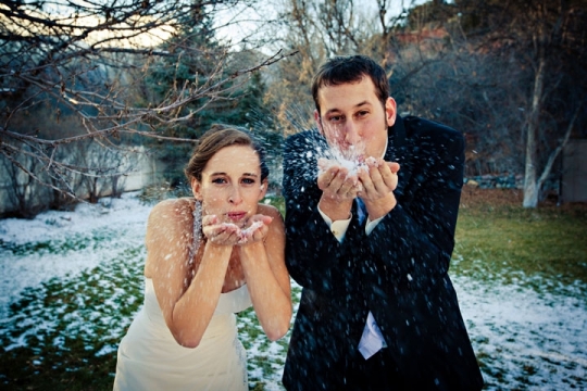 winter-wedding-fun