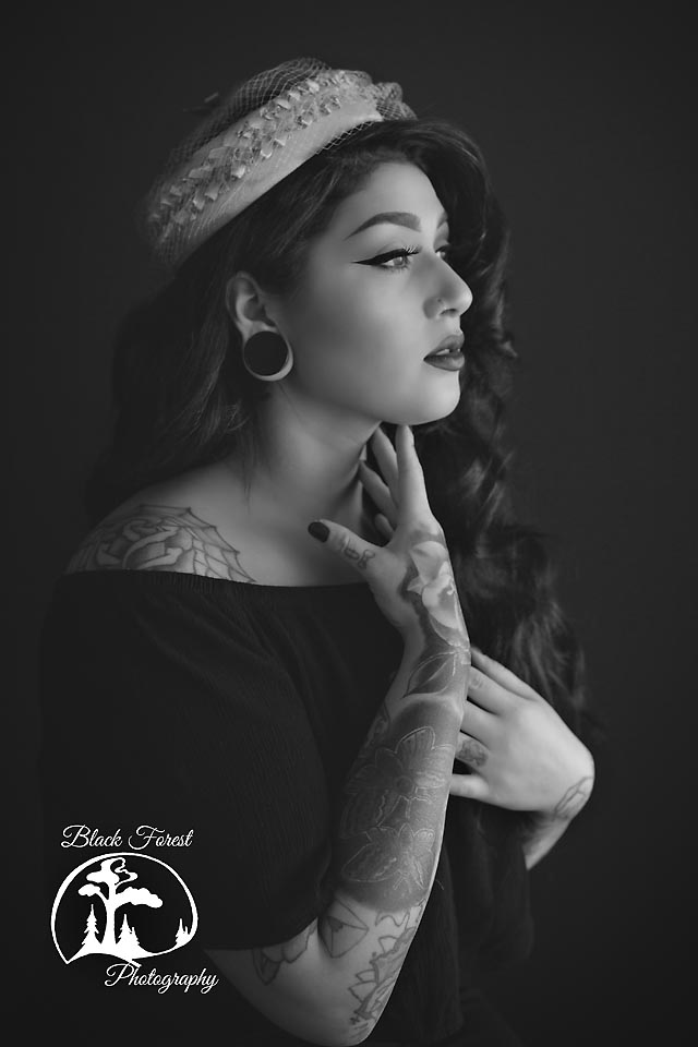 black and white vintage pin up photography